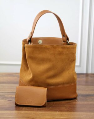 Sac seau camel en cuir pleine fleur